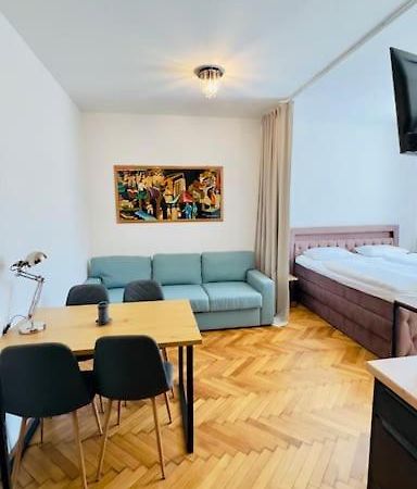 Apartman II Centrum Praha Buitenkant foto