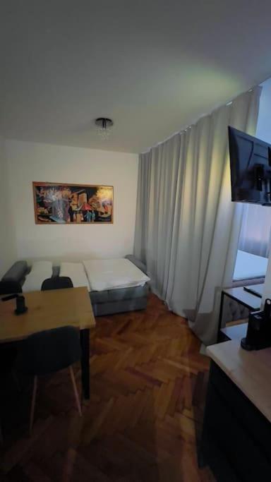 Apartman II Centrum Praha Buitenkant foto